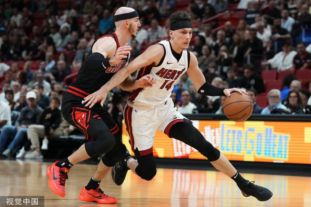 同时在反击 同时在反击