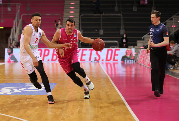 紧绷形势 紧绷形势