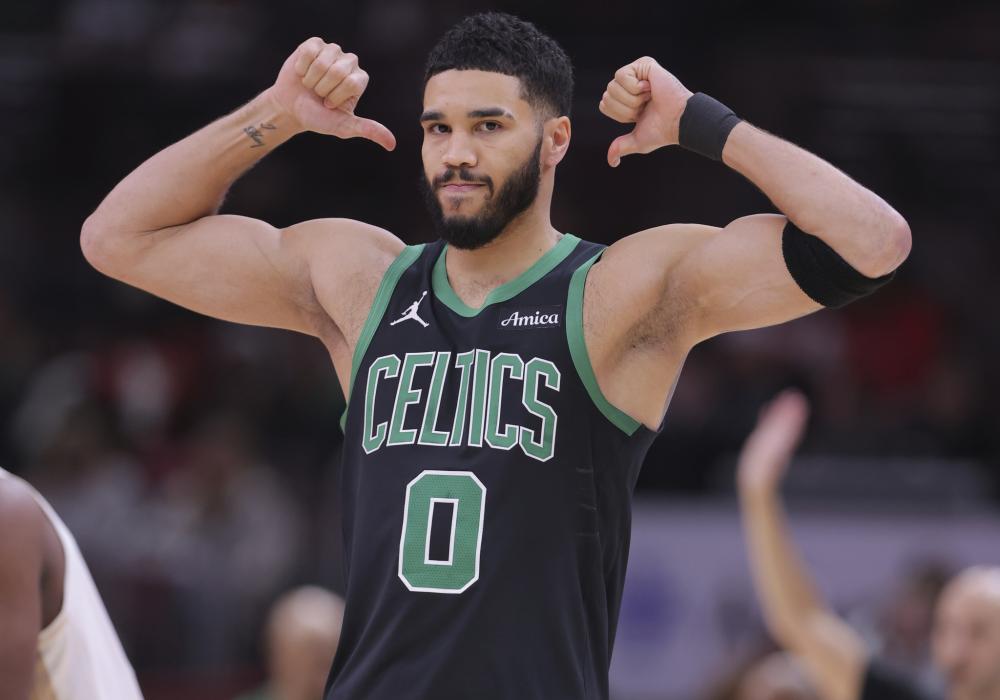 场上表现为 场上表现为