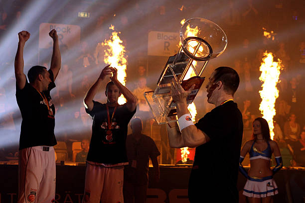 添了新的荣 添了新的荣