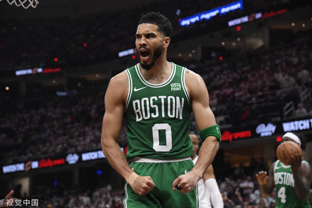 使他在每场 使他在每场